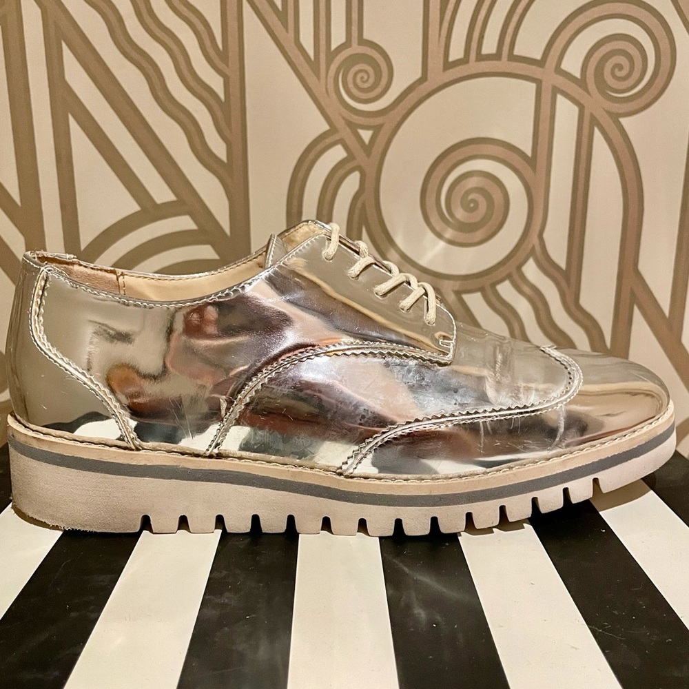 Zara Sliver Oxford Shoes: Size 39/9 fits like 38/8